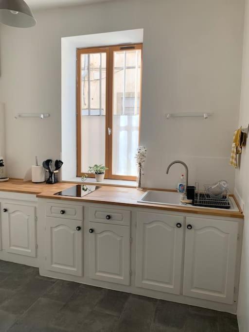 Appartamento Le Petit Cocon Nimois Nîmes Esterno foto